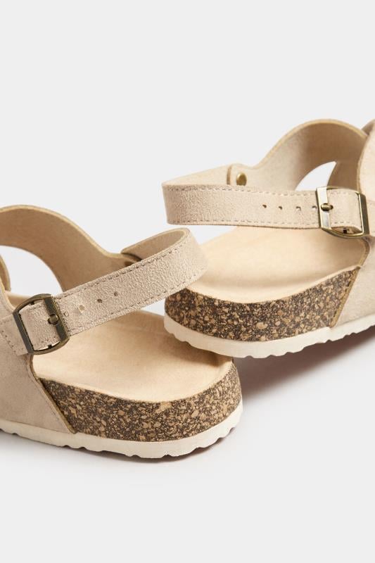 Evans Yours Beige Brown Cross Strap Footbed Sandals In Wide E & Extra Wide EEE Fit