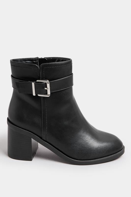 Evans Yours Black Block Heel Buckle Boot In Wide EEE Fit