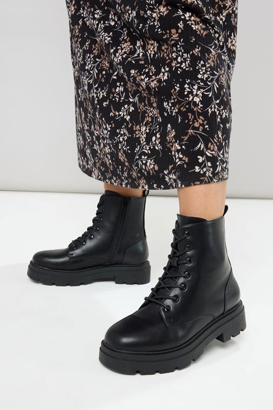 evans Yours Black Faux Leather Chunky Lace Up Boots In Extra Wide EEE Fit