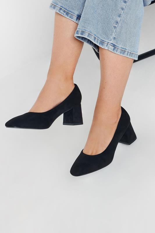 evans Yours Black Faux Suede Mid Block Heel Court Shoes In Extra Wide EEE Fit