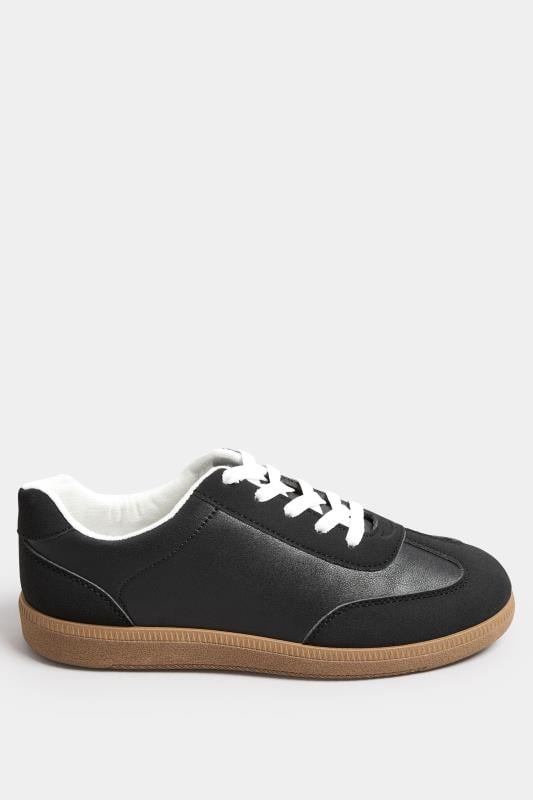 Evans Yours Black Retro Gum Sole Trainers In Extra Wide EEE Fit
