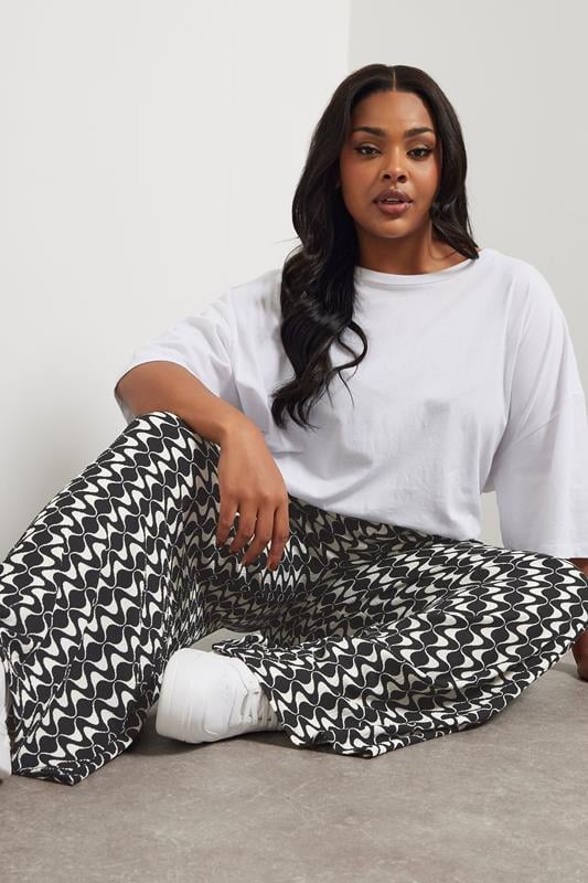 evans YOURS Curve Black Abstract Wide Leg Textured Trousers