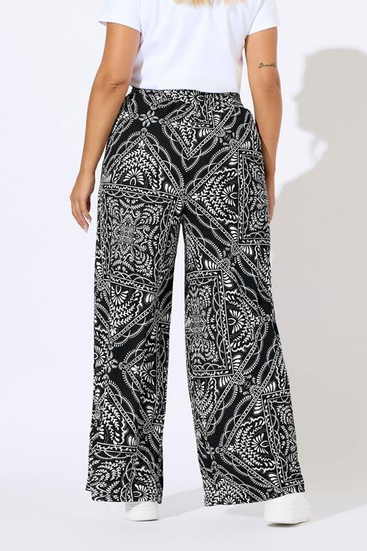 Evans YOURS Curve Black Bandana Print Textured Wide Leg Trousers