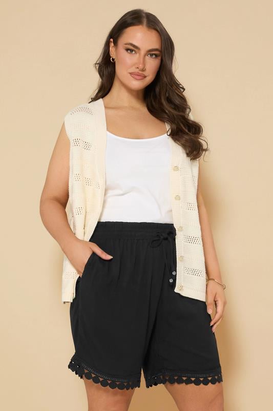 evans YOURS Curve Black Crochet Trim Crinkle Shorts