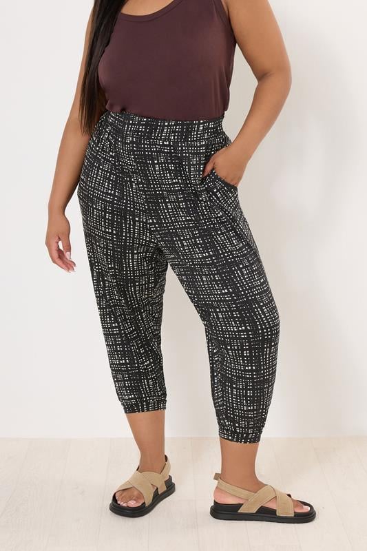 evans YOURS Curve Black Cropped Stripe Print Harem Joggers