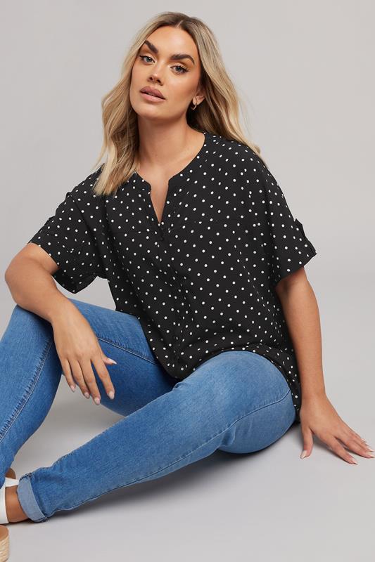 evans YOURS Curve Black Dot Print Short Sleeve Blouse