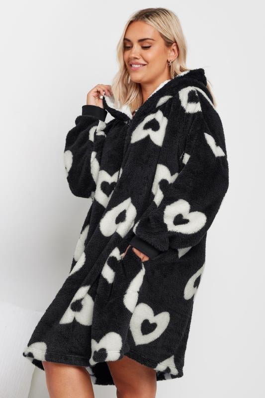 evans YOURS Curve Black Heart Oversized Blanket Hoodie