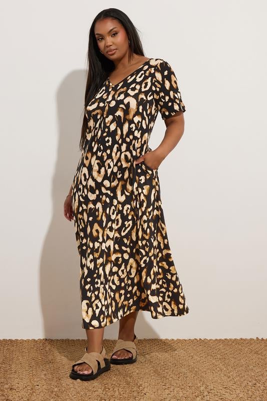 evans YOURS Curve Black Leopard Print Pleated Maxi Dress