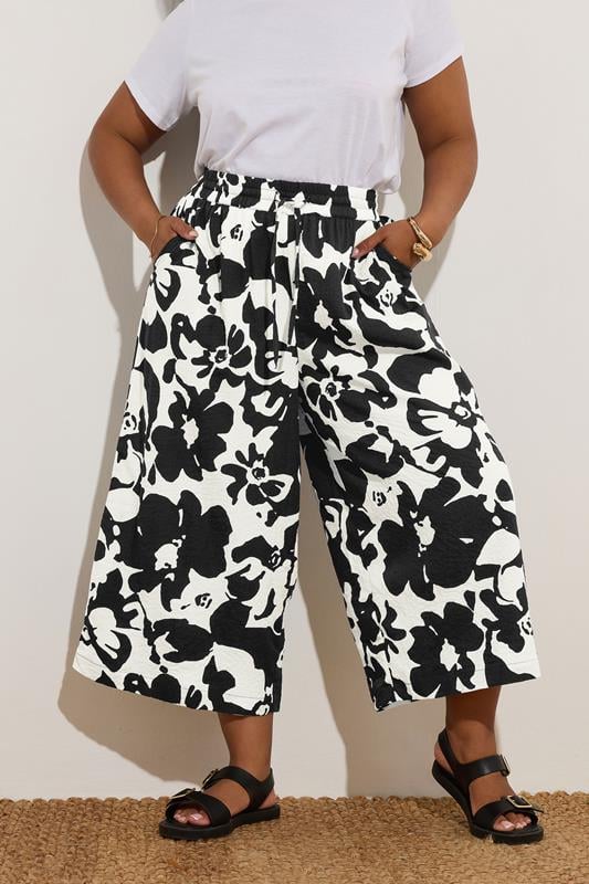 evans YOURS Curve Black Textured Floral Print Midaxi Culottes
