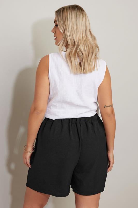Evans YOURS Curve Black Textured Satin Belted Shorts