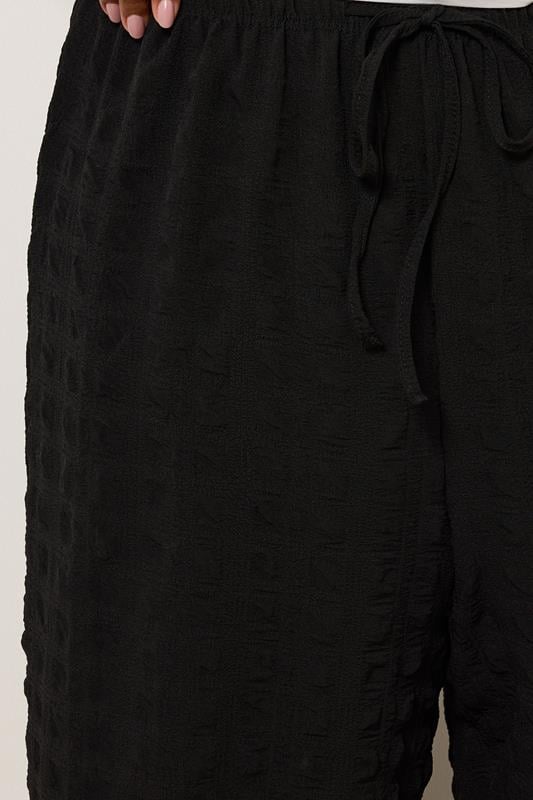Evans YOURS Curve Black Textured Tie Waist Culottes