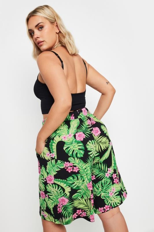 Evans YOURS Curve Black Tropical Print Jersey Pull On Shorts