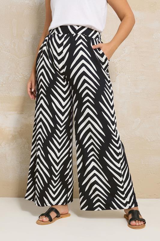 evans YOURS Curve Black & White Abstract Print Wide Leg Trousers