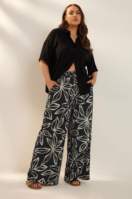 Evans YOURS Curve Black & White Floral Print Textured Wide Leg Trousers
