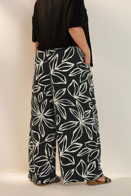 Evans YOURS Curve Black & White Floral Print Textured Wide Leg Trousers