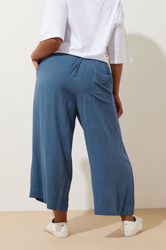 Evans YOURS Curve Blue Chambray Tie Waist Cropped Trousers