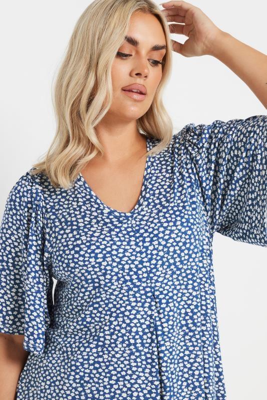 Evans YOURS Curve Blue Ditsy Floral Print Pleated Swing Top