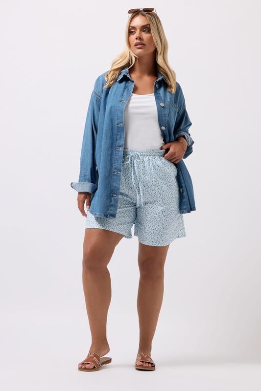 Evans YOURS Curve Blue Ditsy Floral Textured Shorts