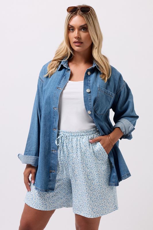 evans YOURS Curve Blue Ditsy Floral Textured Shorts