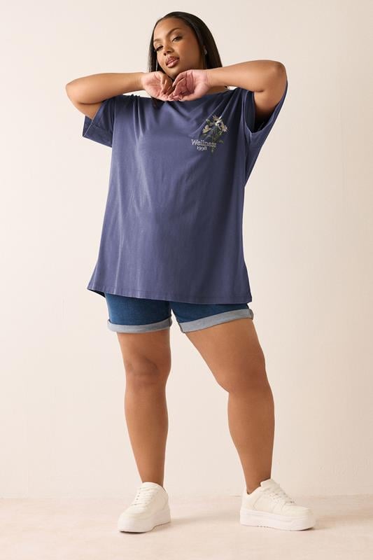 Evans YOURS Curve Blue 'Wellness' Daisy Back Print T-Shirt