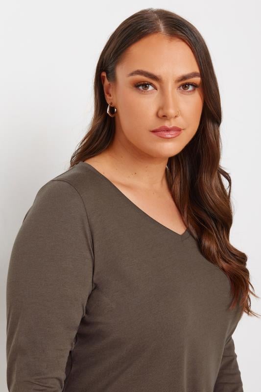 Evans YOURS Curve Brown Essential Long Sleeve V-Neck T-Shirt