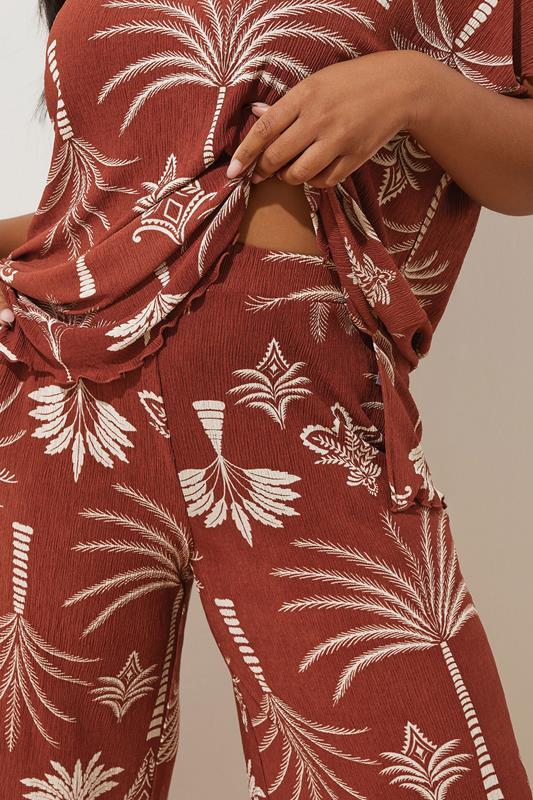 Evans YOURS Curve Brown Palm Print Plisse Wide Leg Trousers