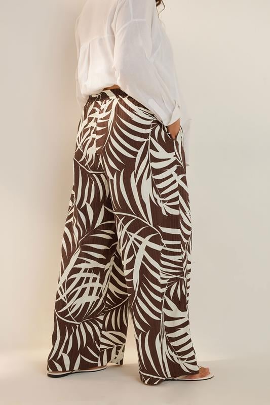Evans YOURS Curve Brown Palm Print Textured Wide Leg Trousers