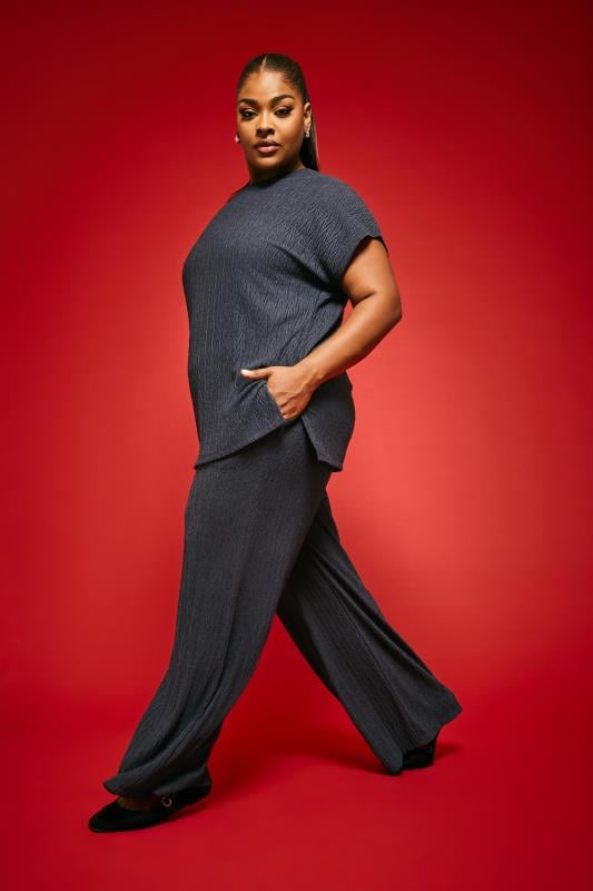 Evans YOURS Curve Charcoal Grey Crinkle Plisse T-Shirt