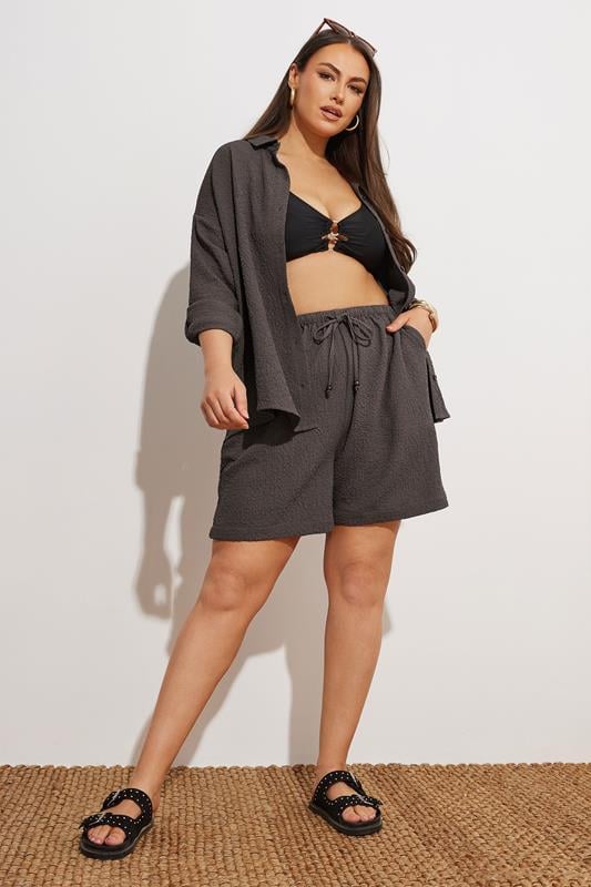 Evans YOURS Curve Chocolate Brown Textured Pull On Shorts