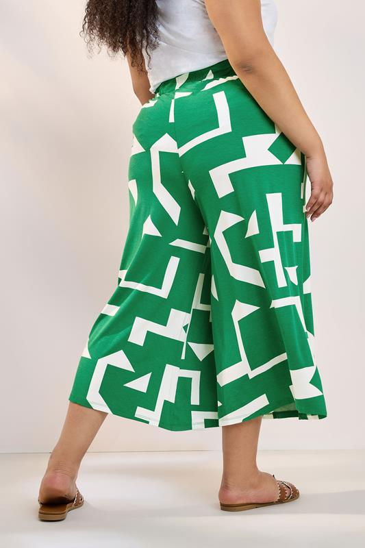 Evans YOURS Curve Green Abstract Print Cropped Wide Leg Trousers
