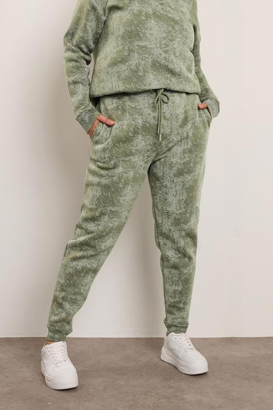 evans YOURS Curve Green Abstract Print Cuffed Joggers