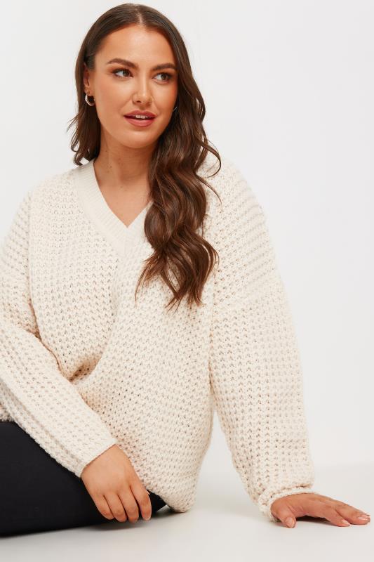 evans YOURS Curve Ivory White Waffle Knit V-Neck Jumper