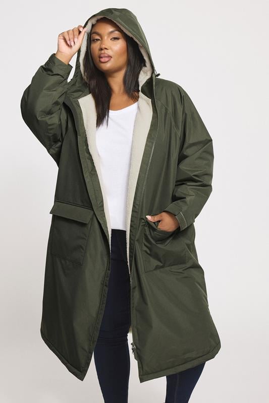 evans YOURS Curve Khaki Green Waterproof Fleece Lined Robe