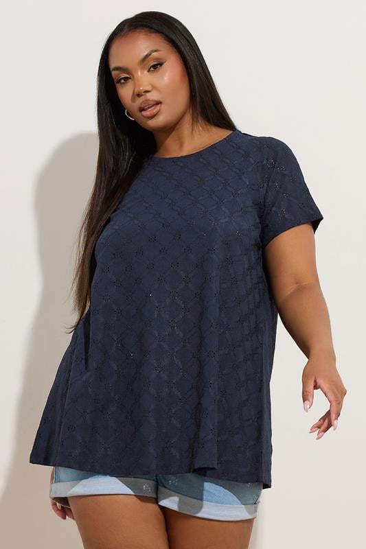 evans YOURS Curve Navy Blue Broderie Anglaise Textured Swing Top