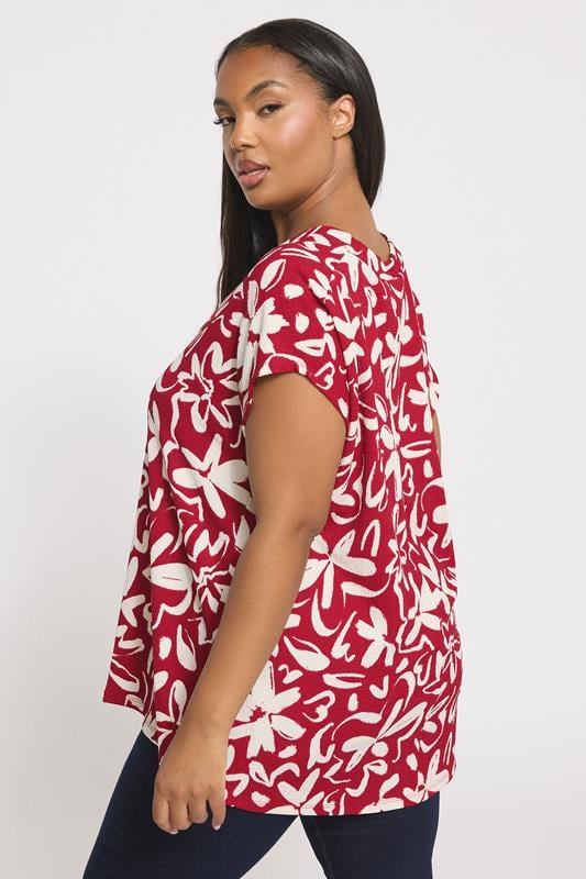 Evans YOURS Curve Red Floral Textured Pleat Front Top