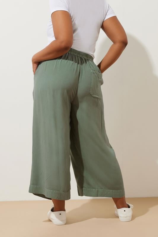 Evans YOURS Curve Sage Green Chambray Tie Waist Cropped Trousers