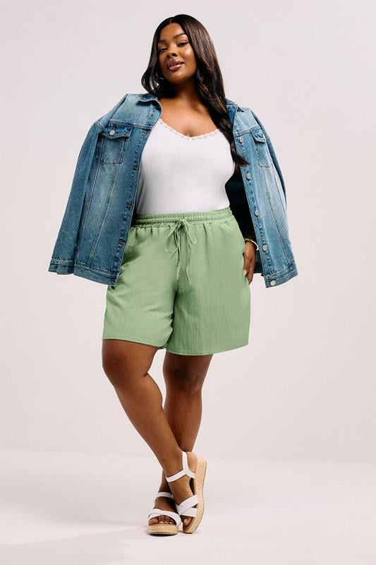Evans YOURS Curve Sage Green Crinkle Tie Waist Shorts