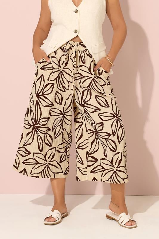 evans YOURS Curve Stone Brown Textured Floral Midaxi Culottes