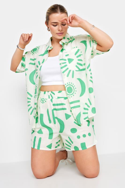evans YOURS Curve White Abstract Print Linen Shorts