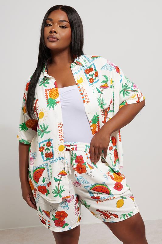 Evans YOURS Curve White Graphic Postcard Print Crinkle Shorts