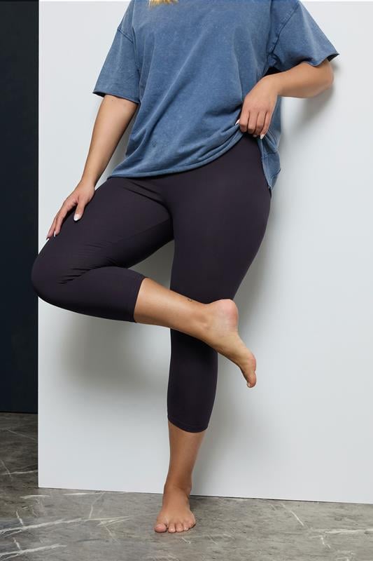 evans YOURS FOR GOOD Curve Navy Blue Cotton Stretch Cropped Leggings