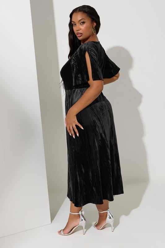 Evans YOURS LONDON Curve Black Crushed Velvet Wrap Dress
