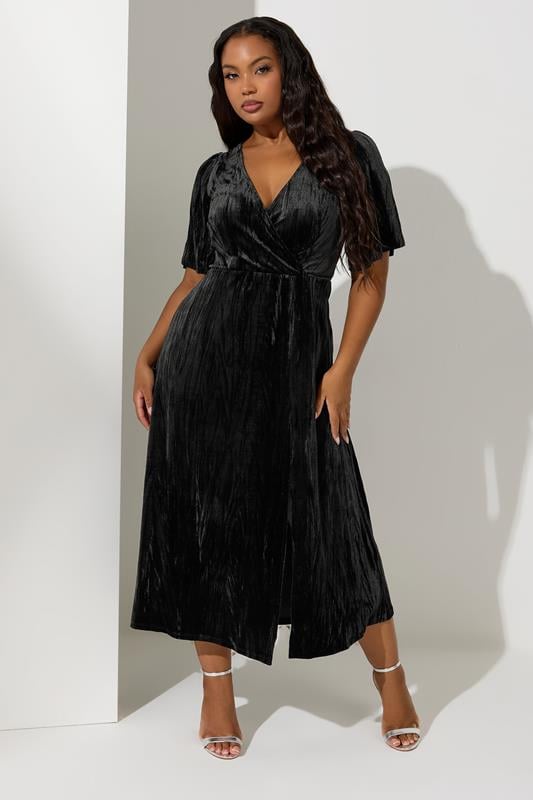 evans YOURS LONDON Curve Black Crushed Velvet Wrap Dress