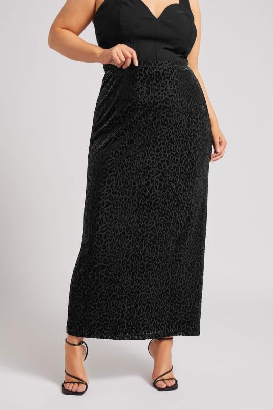 evans YOURS LONDON Curve Black Leopard Burnout Skirt