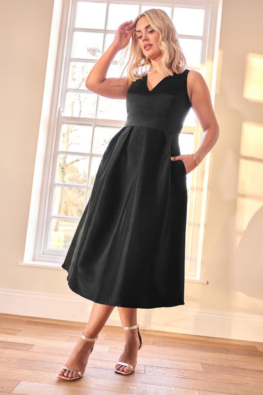 evans YOURS LONDON Curve Black Pleated V-Neck Midi Prom Dress