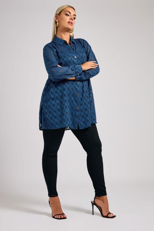 Evans YOURS LONDON Curve Blue Textured Longline Shirt
