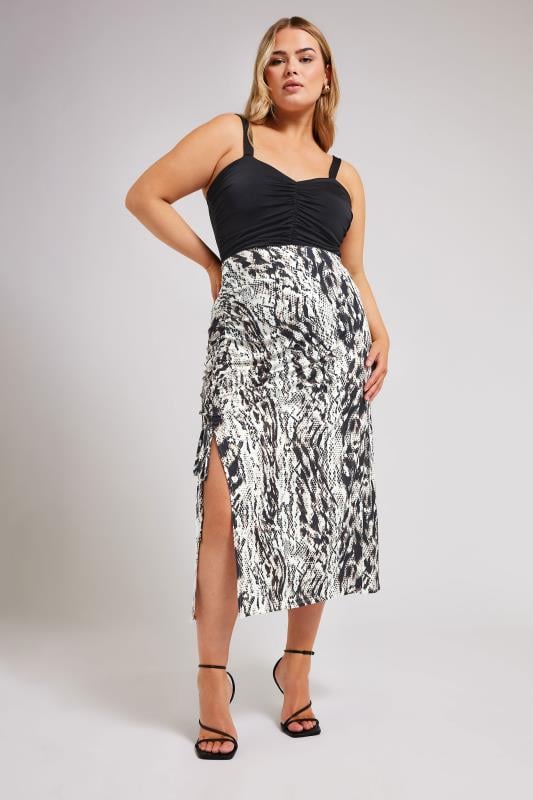 Evans YOURS LONDON Curve White Snake Print Ruched Skirt