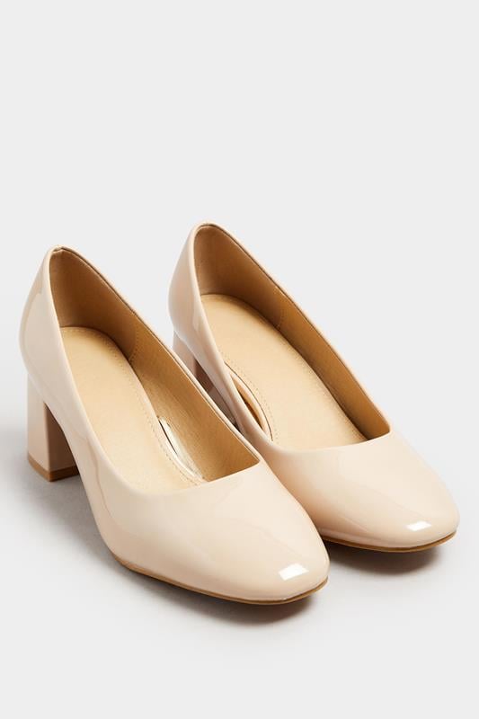 Evans Yours Nude Patent Mid Block Heel Court Shoes In Extra Wide EEE Fit