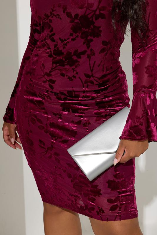 Evans Yours Silver Faux Leather Metal Trim Clutch Bag