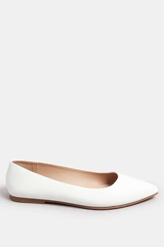 Evans Yours White Pointed Ballet Pumps In Wide E & Extra Wide EEE Fit